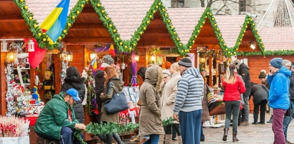 Еднодневна програма - Коледни базари в Букурещ 